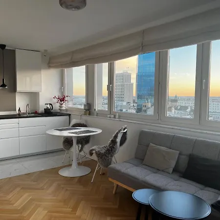 Апартаменты Panorama At Sky